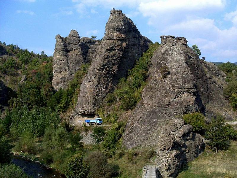 image058.jpg - Rock formations near Trgoviste, Southern Serbia