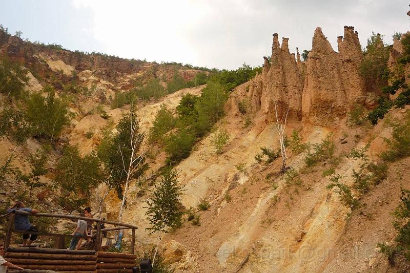 image066.jpg - 202 stone pillars of the Radan Canyon